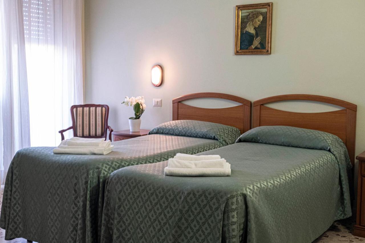 Villa Fatima, Casa Per Ferie Рим Экстерьер фото
