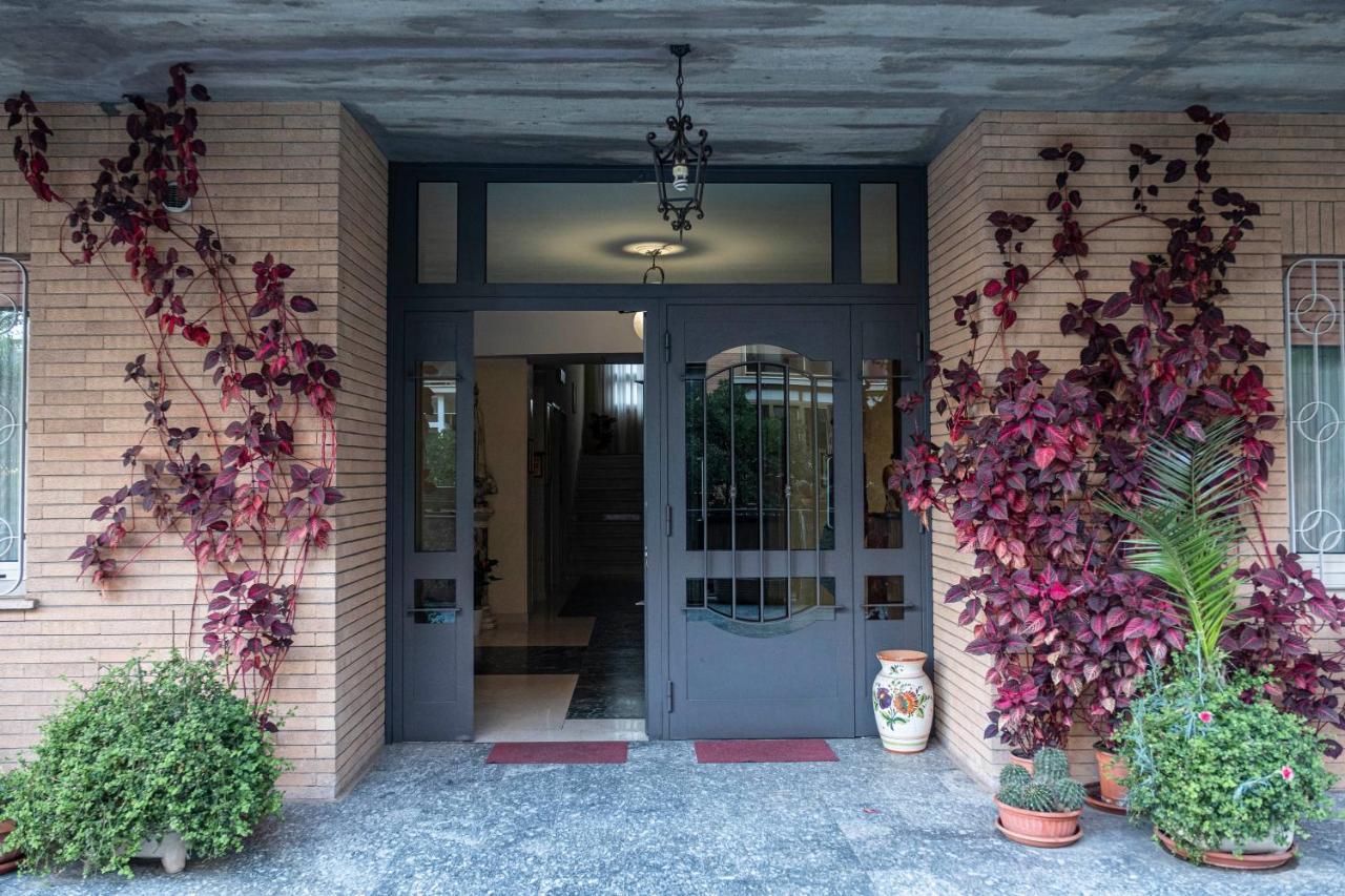 Villa Fatima, Casa Per Ferie Рим Экстерьер фото